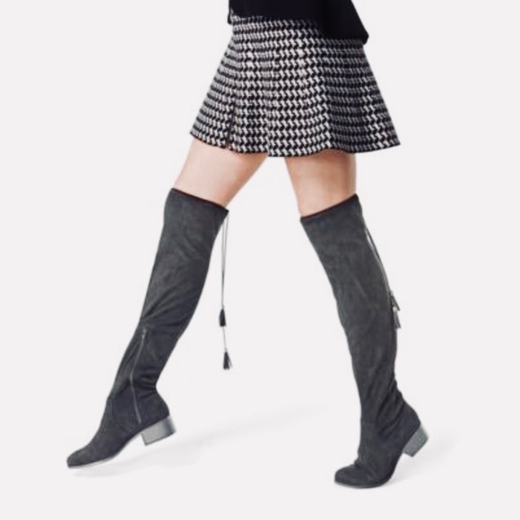 Black Over-The-Knee Tassel Stretchy Boots - Picture 3 of 5